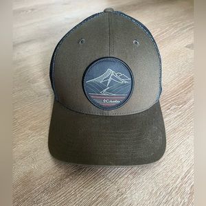 Columbia Trucker Hat